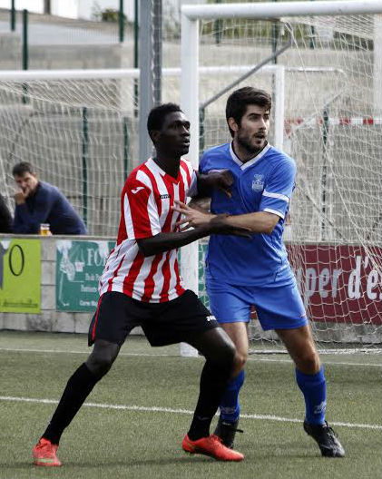 Domi, en un momento del partido ante el Rotlet (Foto: deportesmenorca.com)