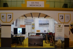 Estand de la Associació Menorquina de Cavalls de Pura Raça Espanyola en el SICAB de Sevilla. Foto: A.M.C.P.R.E.