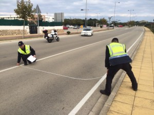 La policía local de Maó hizo el informe del accidente.