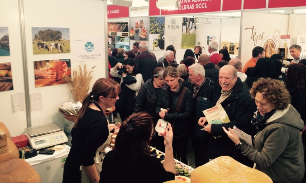 Un total de 1.500 personas fueron atendidas en el expositor menorquín de la feria 'Orígens'. Foto: Fra Roger.