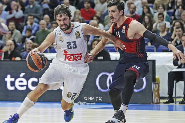 Llull, en una acción del partido de ida.