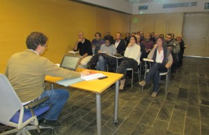 Imagen de la reunión en la que ha sido presentado el estudio jurídico y metodológico. Foto: CIM.