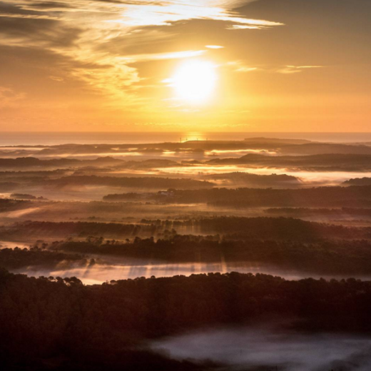 Salida del sol en la Isla vista desde el Monte Toro (Foto: @camicavalls360)