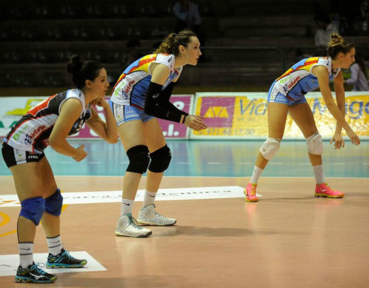 Eli Gener (izquierda) y Raquel Brun (derecha) en recepción (Foto: Tolo Mercadal)