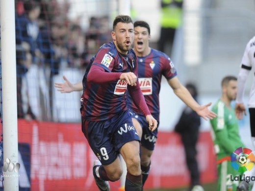 Otro gol de Sergi Enrich, pero el Valencia empata en Eibar en los postres