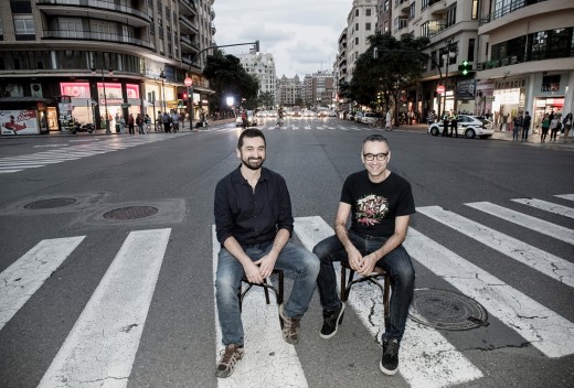 Xavi Sarrià y Feliu Ventura en una fotografía de Xepo W.S. para la revista Enderrock.