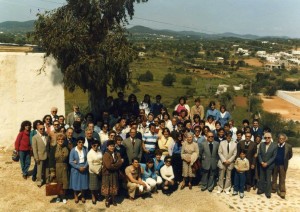 El Grup Filharmònic de Maó y la Capella Davídica en un viaje conjunto a Eivissa en mayo de 1982. Foto: Grup Filharmònic de Maó.