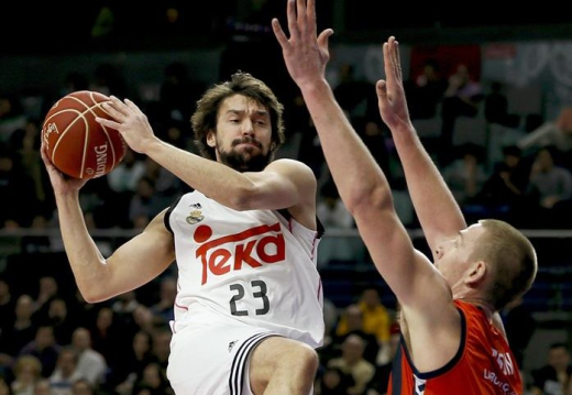 Penetración a canasta de Llull.