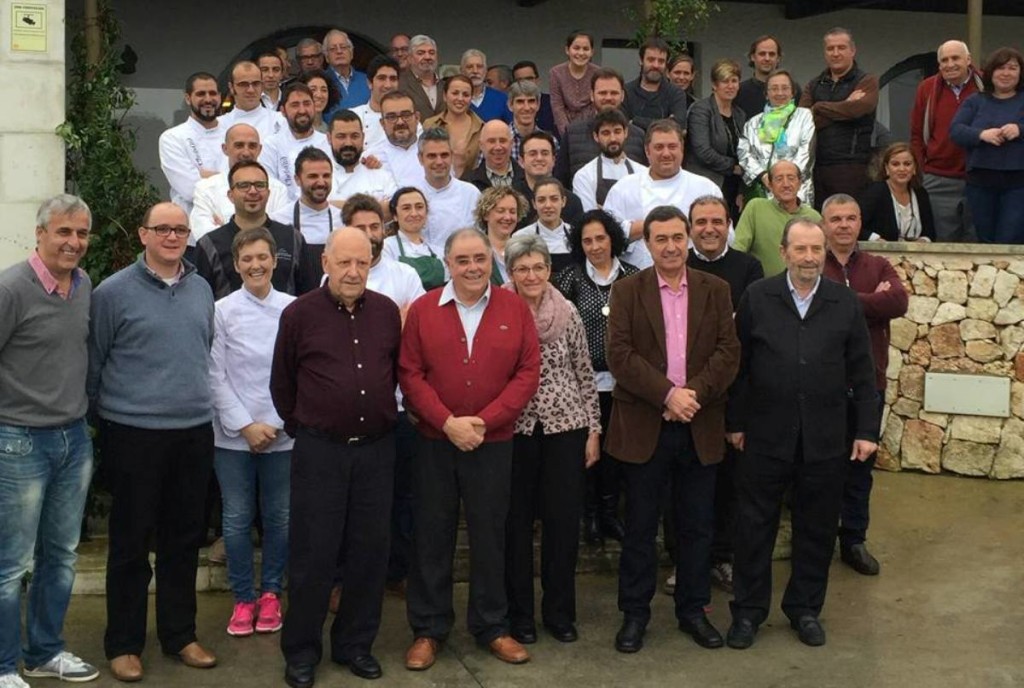 Participantes en el homenaje al chef Miquel Mariano, en una foto publicada por Tomás Cano en las redes sociales.