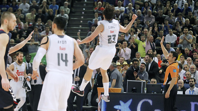 Espectacular celebración de Llull tras una canasta (Foto: ACB Photo)