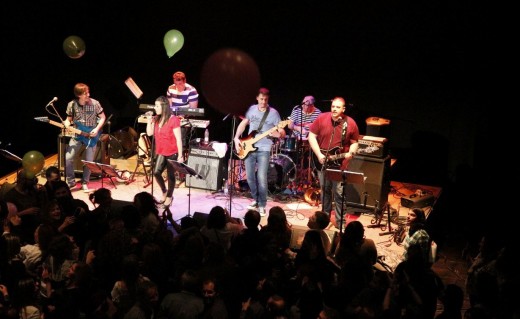 Momento de su actuación en el Auditori de Ferreries. Foto: Jukebox Band Menorca.