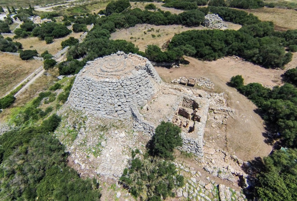 Talaiot de Cornia Nou. Foto: Museu de Menorca.