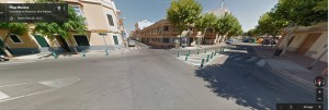 Imagen del cruce de la Plaça Menorca en Google View