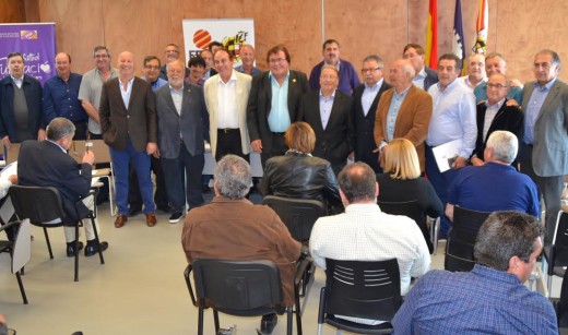 Imagen de la junta directiva que acompañará estos cuatro años a Miquel Bestard (Foto: FFIB)