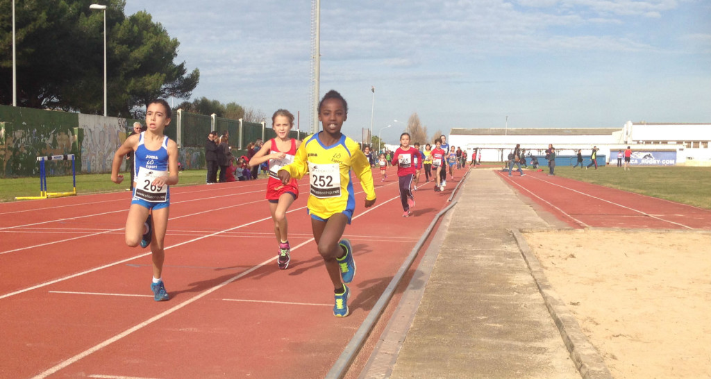 La competición tuvo lugar en la pista de atletismo de Maó.