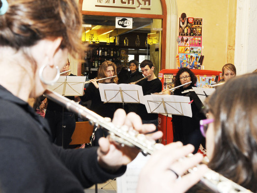 Sorpresa en forma de ‘flutemob’ en Maó