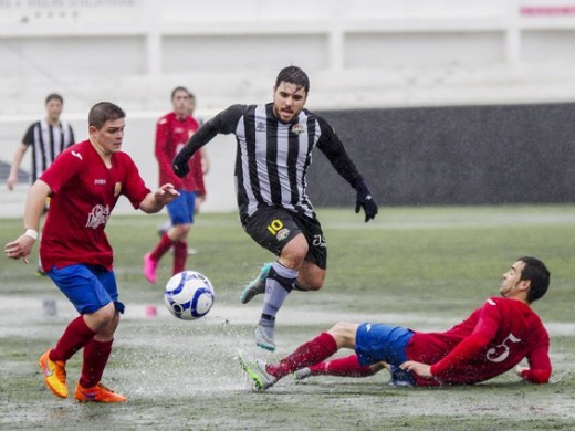 (Fotos) Campeón bajo la lluvia