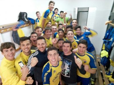 Selfie de la victoria del Atlético Villacarlos (Foto: RFEF)