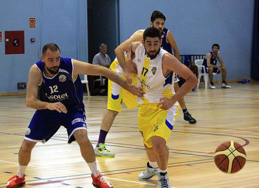 Miki Ortiz, en un partido de la pasada tempoarda del Sant Lluís (Foto: deportesmenorca.com)