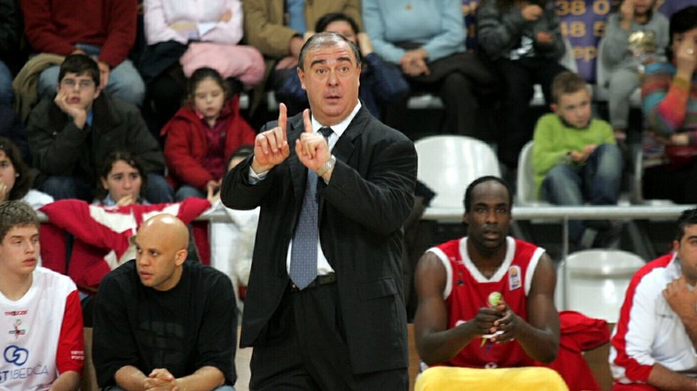 Quino Salvo, durante su etapa como entrenador.