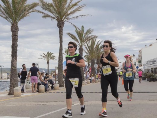 (Fotos) Atletismo y fiesta en Fornells