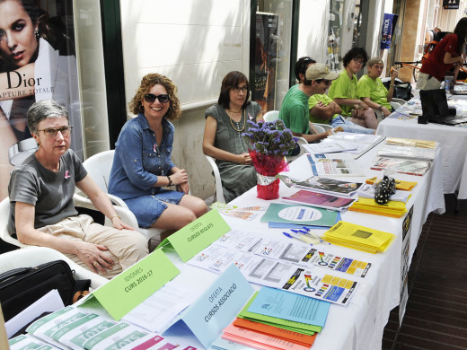 Maó muestra su lado más solidario