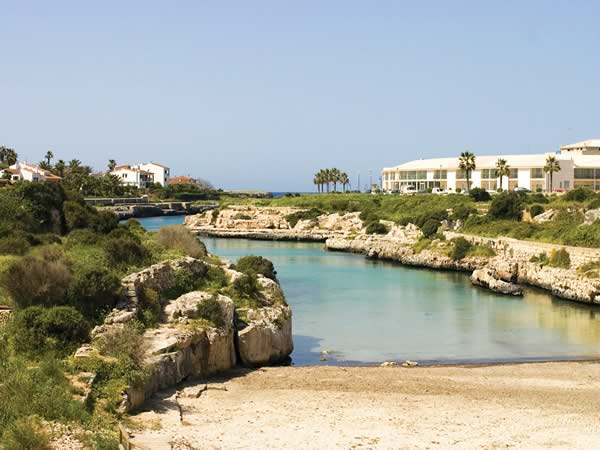 Imagen de la Platja Gran de Ciutadella.