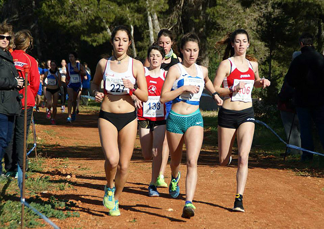 Laia Riudavets, en el centro de la imagen.