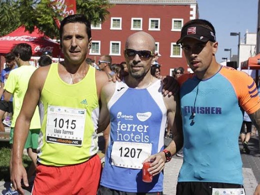 (Fotos) Calor, atletismo y diversión en la Milla d’Es Castell