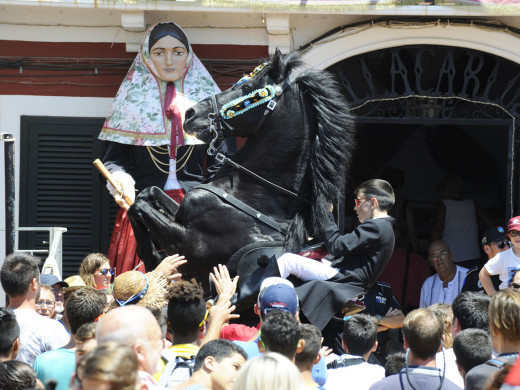 (Vídeo) Es Castell vive su día grande