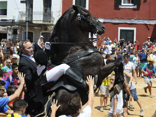 (Vídeo) Es Castell vive su día grande