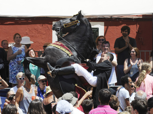 (Vídeo) Es Castell vive su día grande