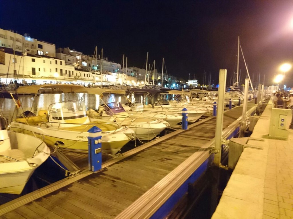 Puerto Ciutadella de noche