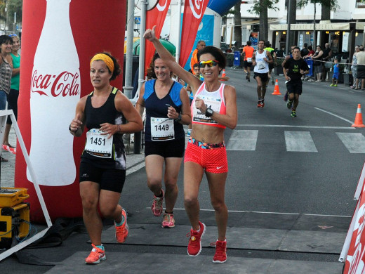 (Fotos) Atletismo y diversión en Maó