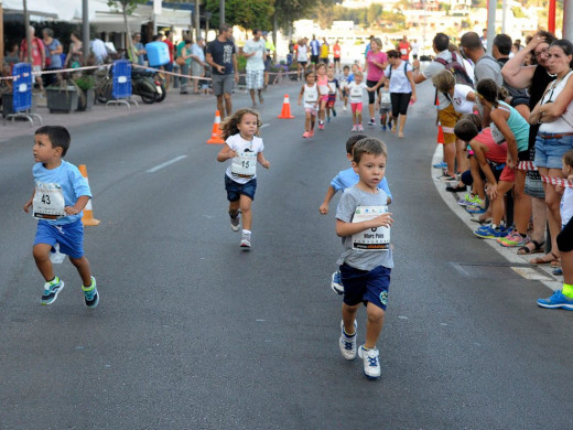 (Fotos) Atletismo y diversión en Maó