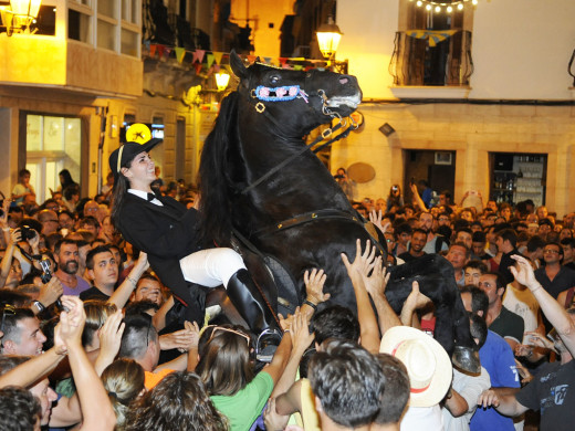 (Fotos) La fiesta se desboca en Alaior