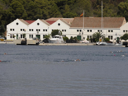 (Fotos) Fiesta de la natación en Maó