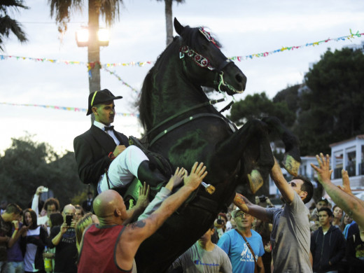 (Fotos) Cala en Porter ya vive su fiesta