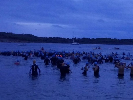 (Fotos) Fiesta del triatlón en Fornells