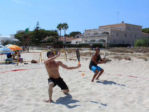 (Fotos) El tenis playa deslumbra en Punta Prima