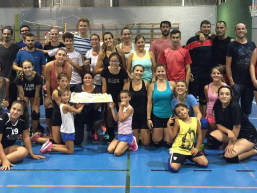 (Fotos) Fiesta y voleibol en Maó