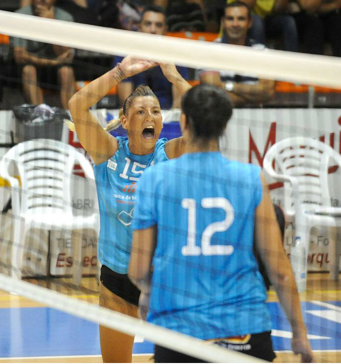 Bea Vázquez y Rosalía Alonso, en la pretemporada del año pasado.