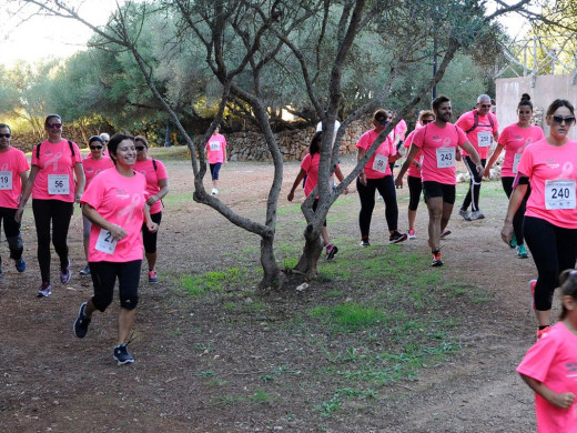 (Fotos) Sant Lluís se viste de rosa