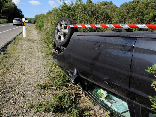 (Fotos) Aparatoso accidente en la carretera general