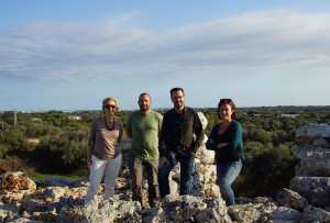 Los representante del ayuntamiento visitaron las excavaciones.