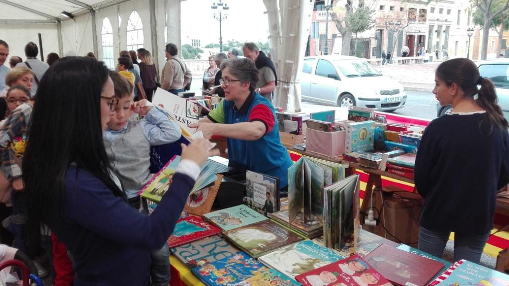 XII Fira del Llibre en Català.