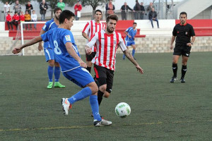 Izan, durante el partido.