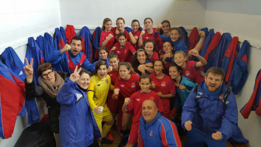 Foto de la celebración del combinado sub 16 ante Galicia (Foto: futbolbalear.es)