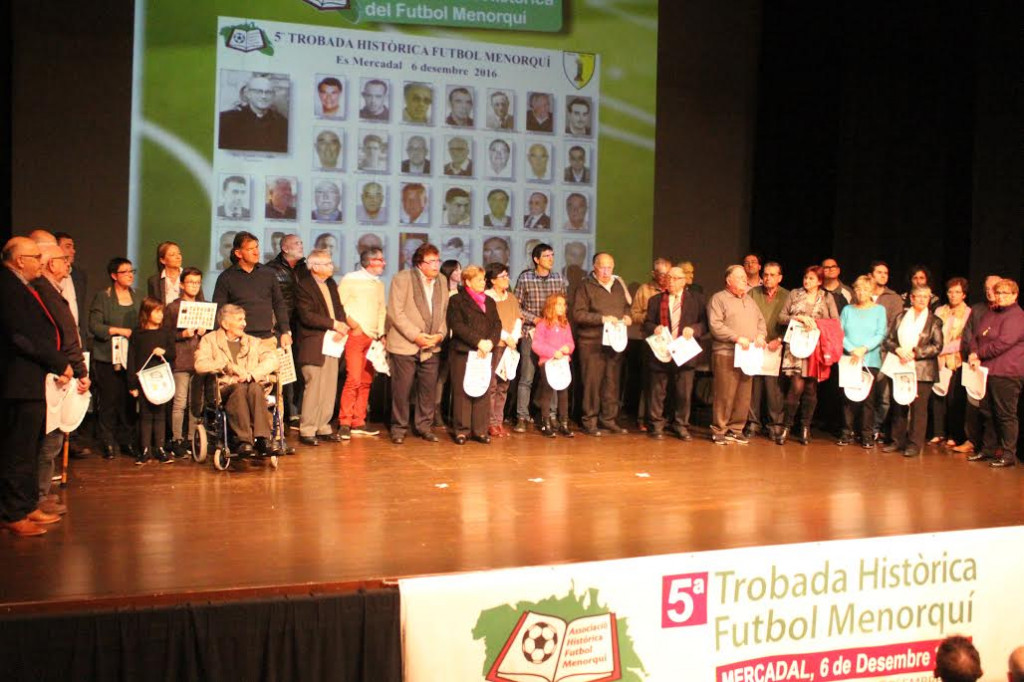 Imagen de la relación de los premiados (Fotos. deportesmenorca.com)