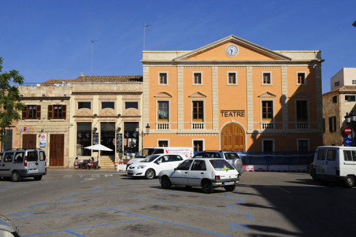 teatre des born de ciutadella